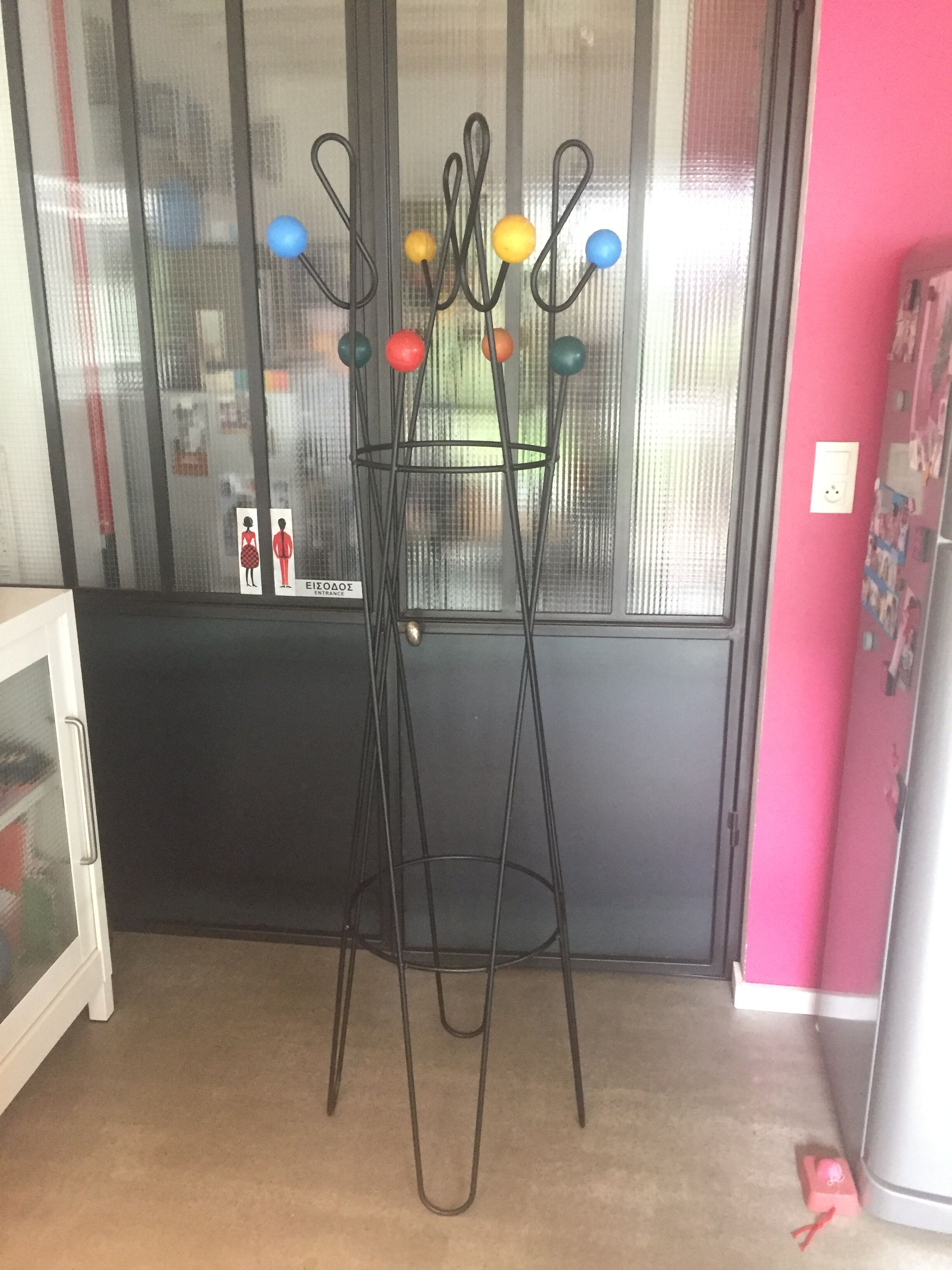 Roger Feraud coat holder