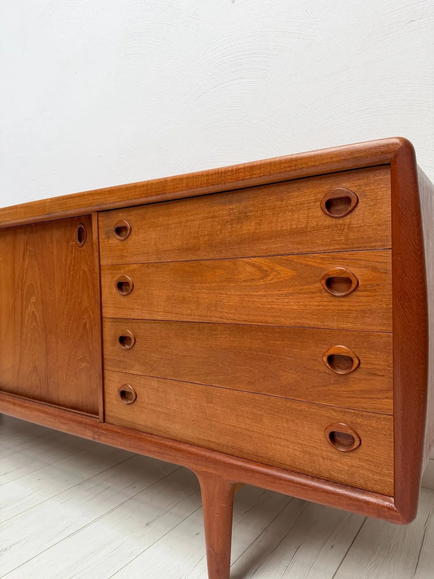 1960s large vintage Danish design teak sideboard by H.P. Hansen