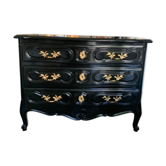 Old Victorian chest of drawers Completely redone