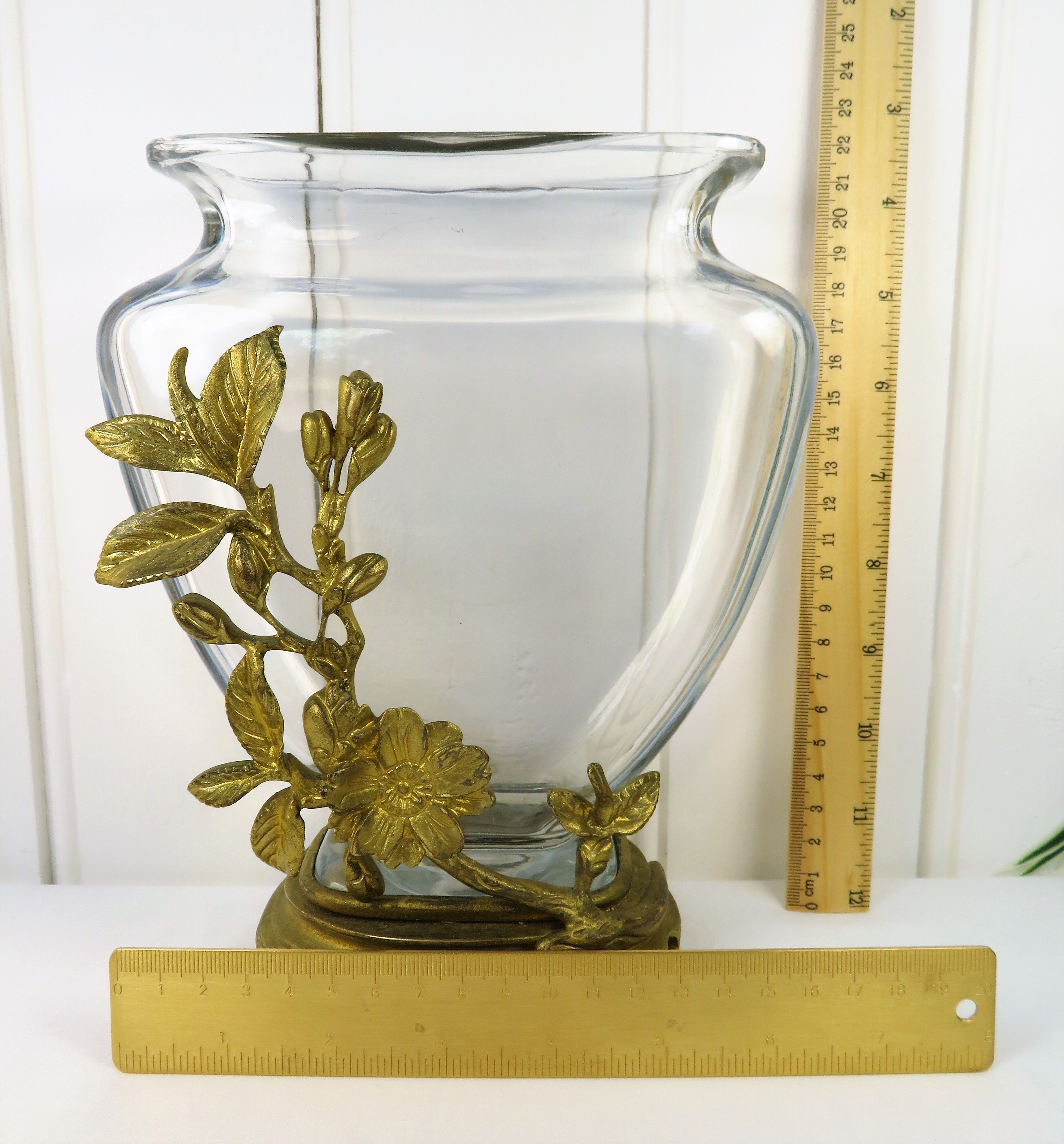 Crystal vase on gilded bronze frame signed E.Enot, art nouveau