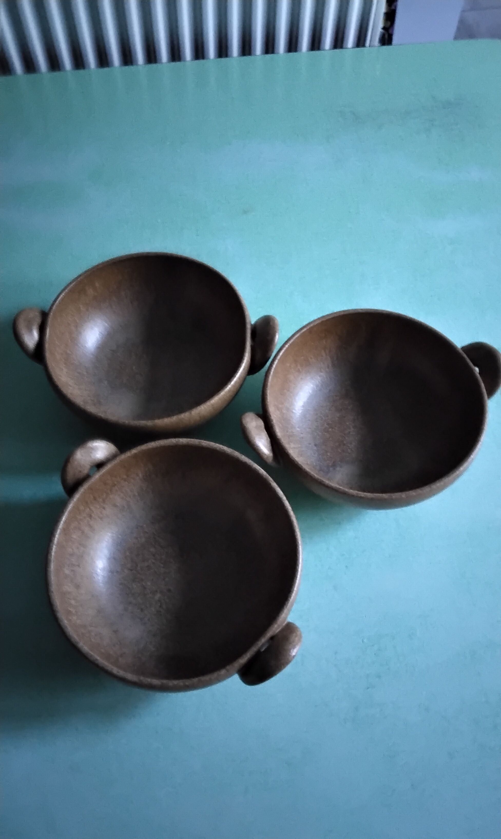 3 stoneware bowls