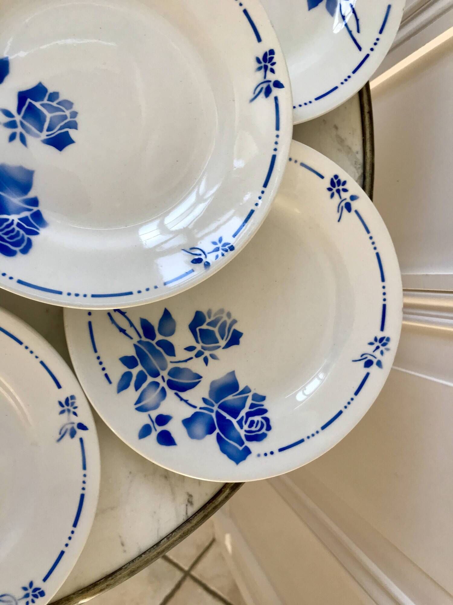 set of 8 St Amand dessert plates Gilbert model 50s