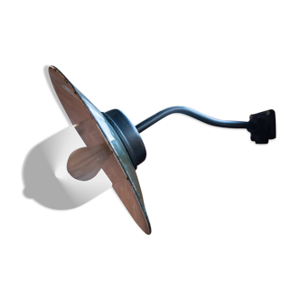 Lampe de cour