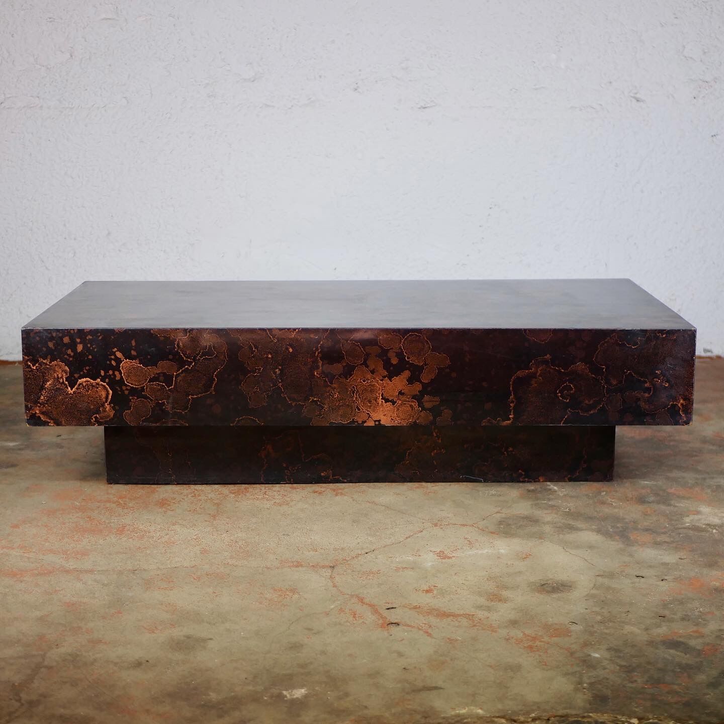 Table basse éruption solaire