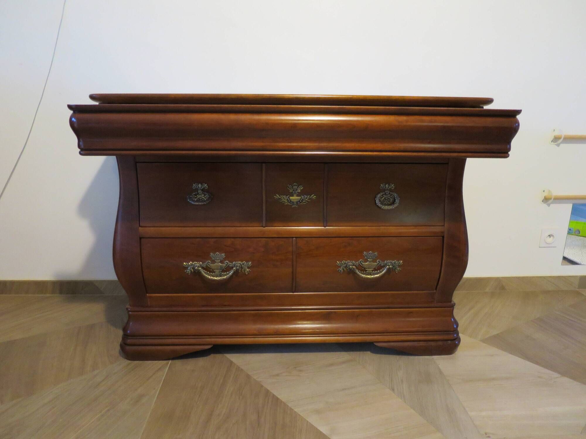 Rare - Pretty English chest of drawers - 3 drawers - solid wood "tomb" chest of drawers - Sourisseau cabinetmaker