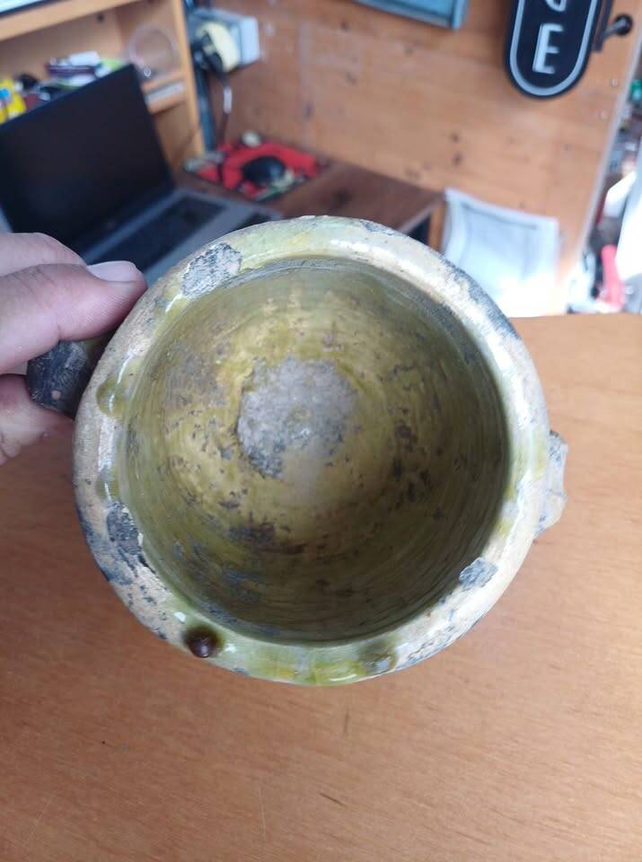 Pot / Jar in smoked and glazed ancient terracotta