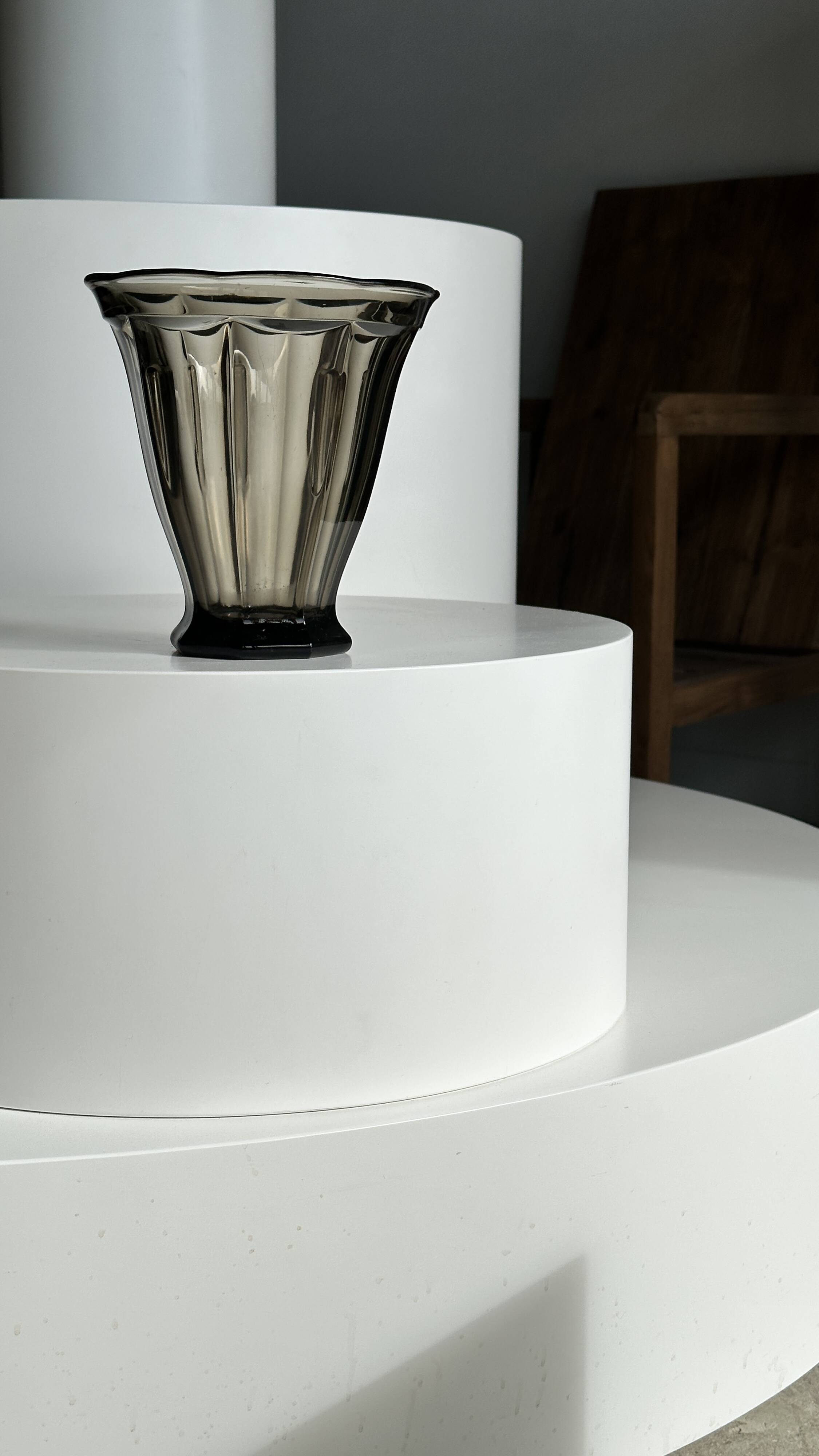 Smoked molded glass vase H:17cm
