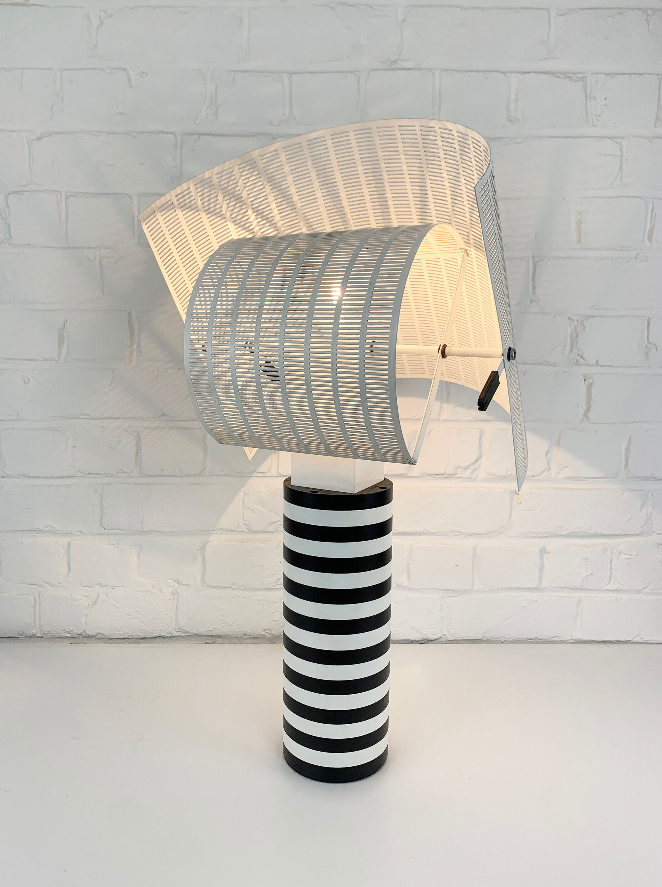 Postmodern table lamp Shogun Design Mario Botta for Artemide, 1980