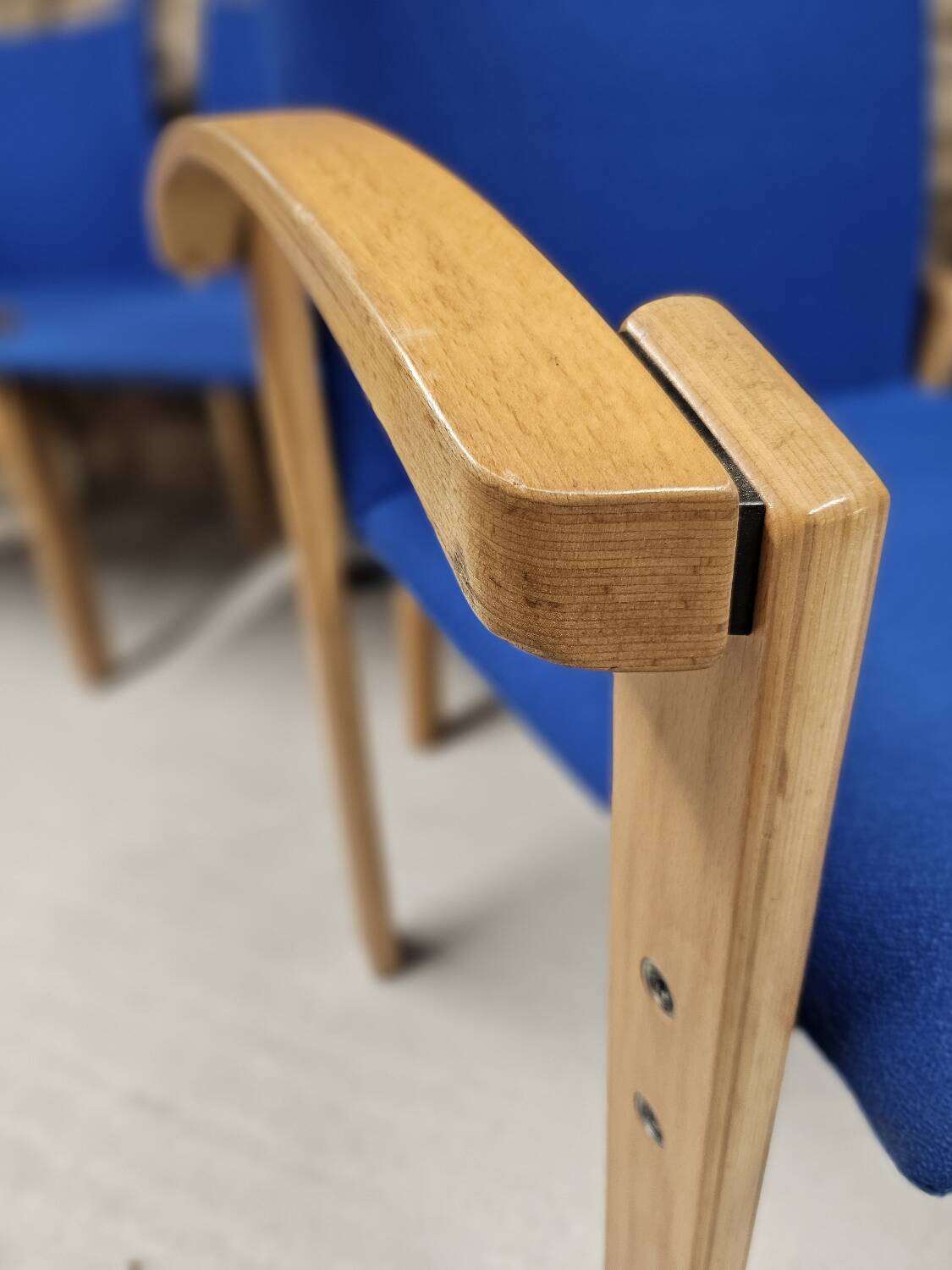 Set of 2 waiting room benches 1980/90