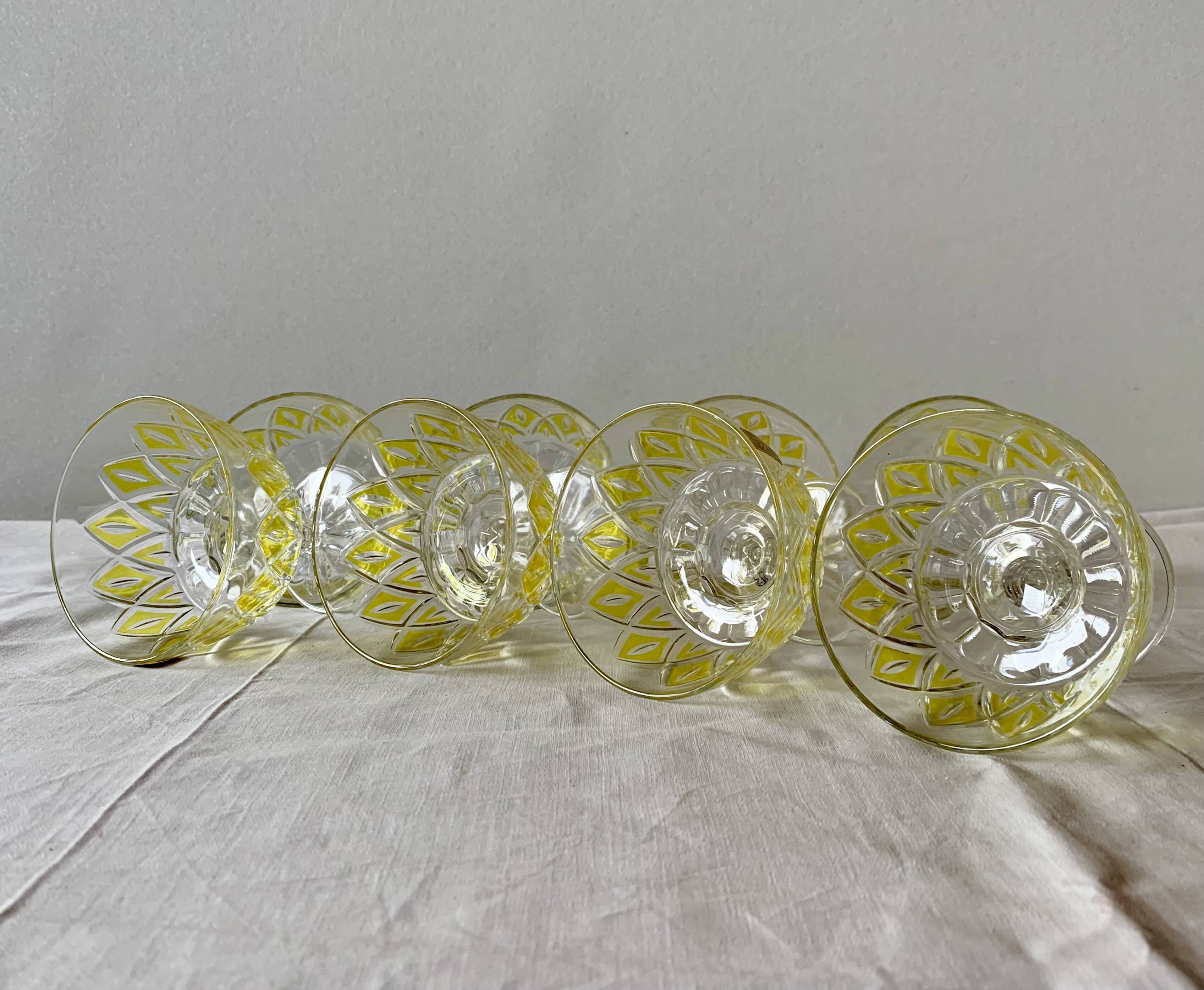 Set of 12 glasses - VMC Reims Arlequin champagne glasses - yellow decor