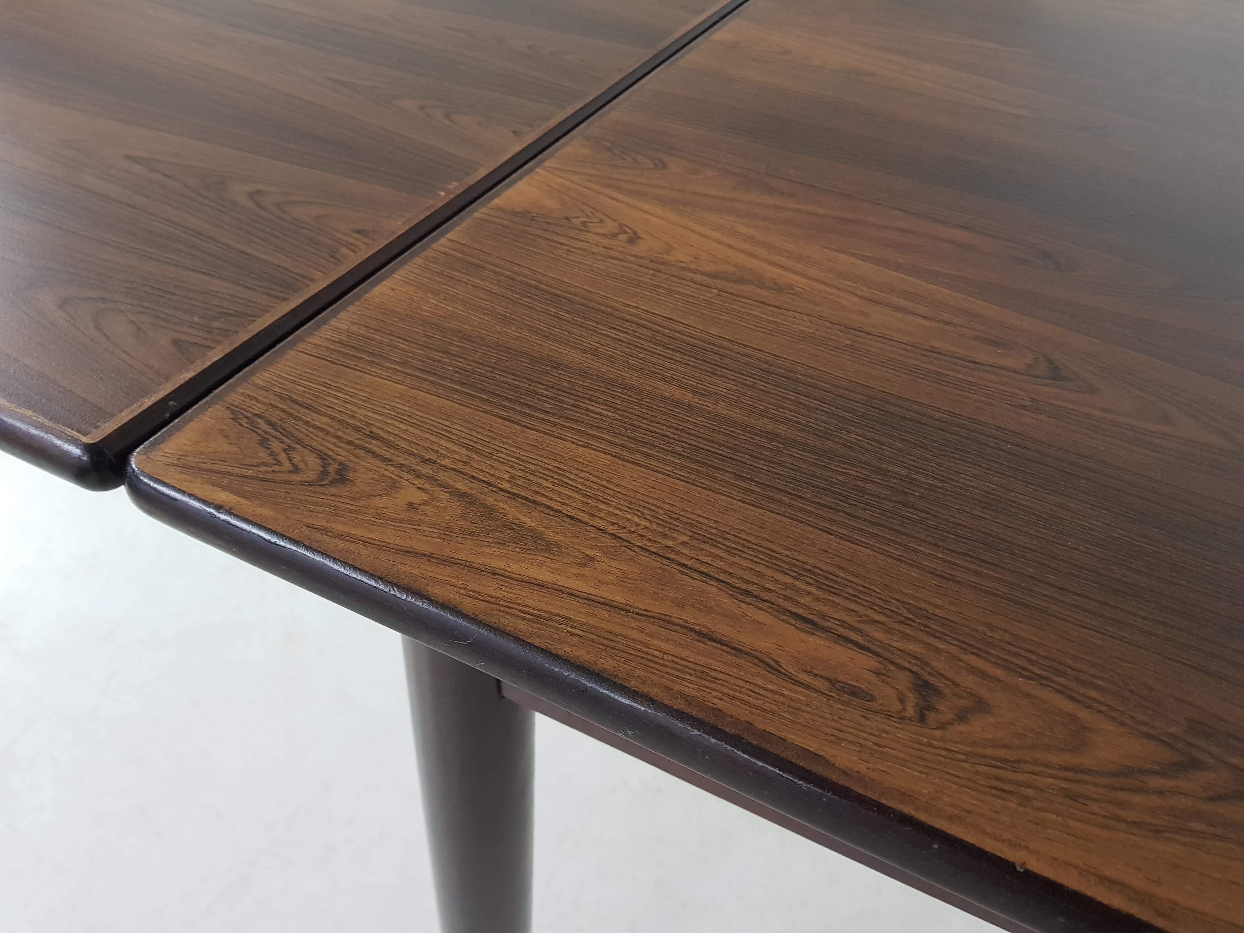 Scandinavian Rosewood extendable dining table