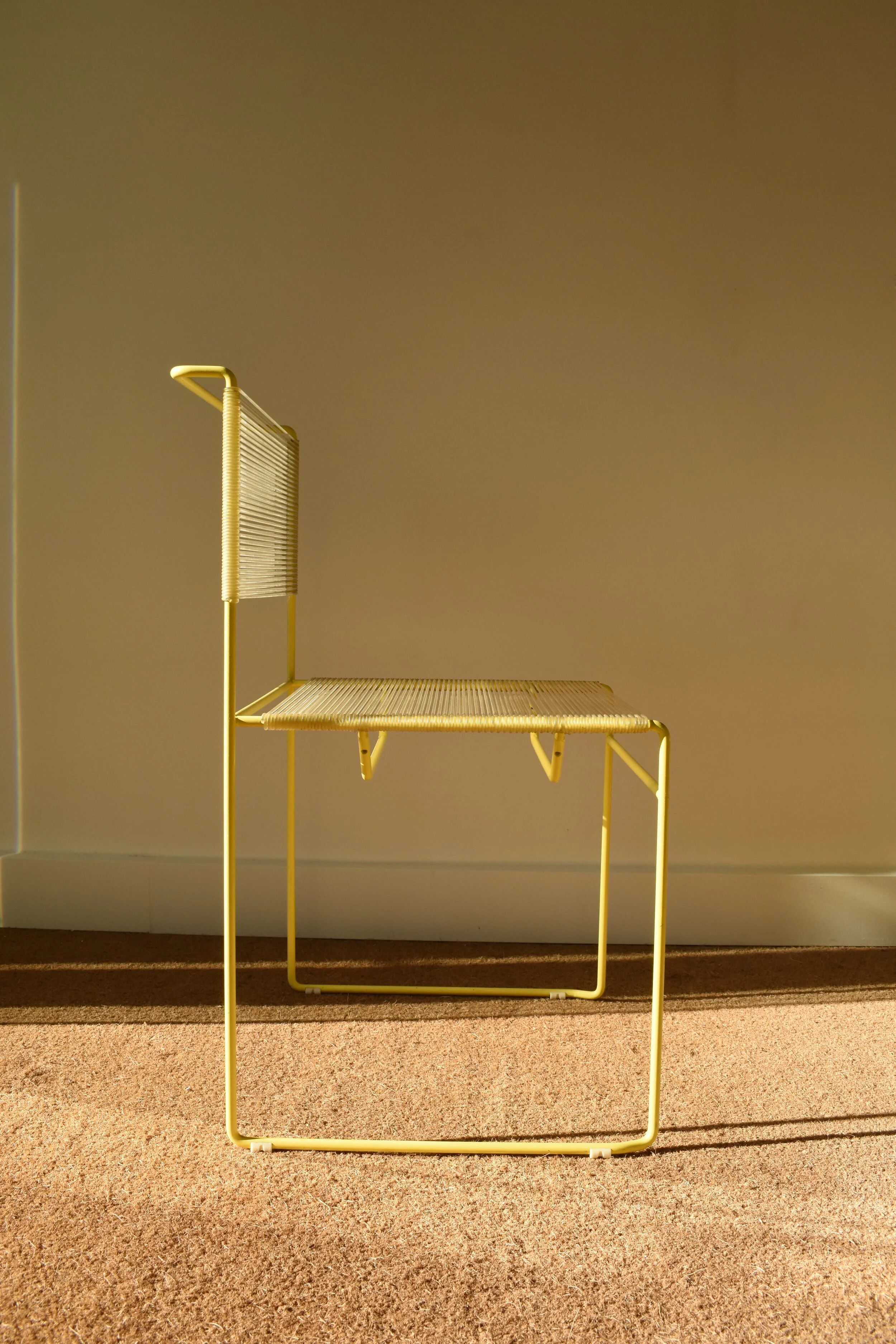Spaghetti table and chairs by Giandomenico Belotti