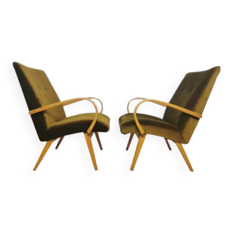 Paire de fauteuils by Jaroslav Smidek