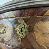 Louis XV period chest of drawers in rosewood marquetry