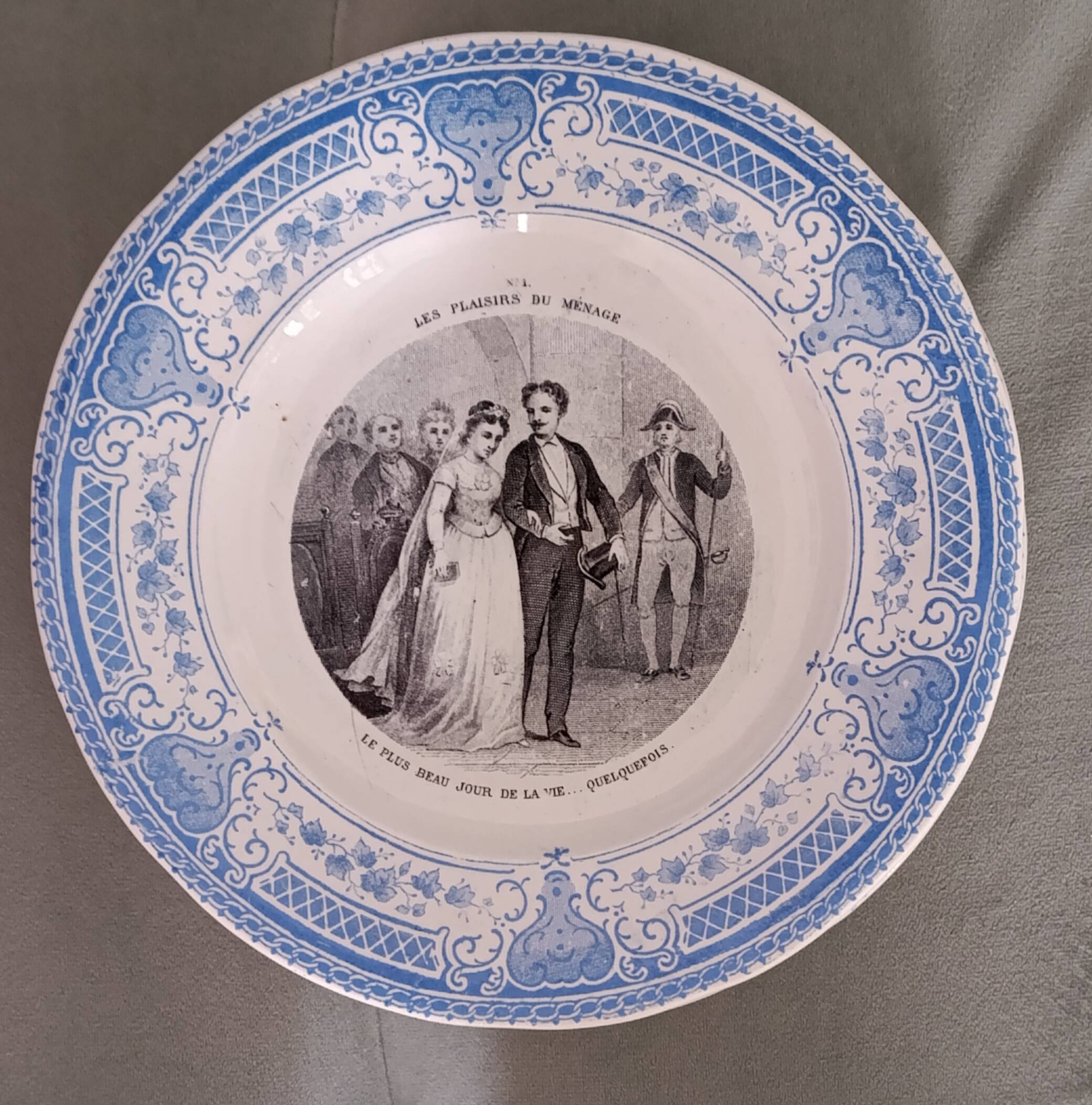 Set of 12 plates the pleasures of housekeeping