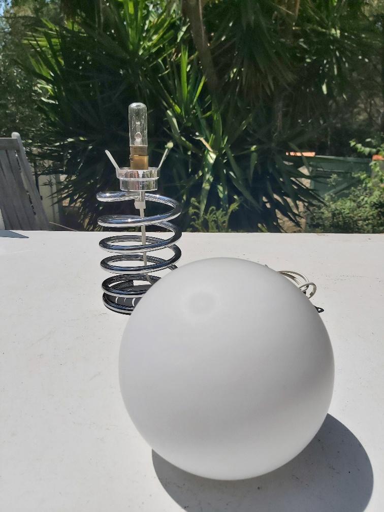 Spring lamp and opaline design