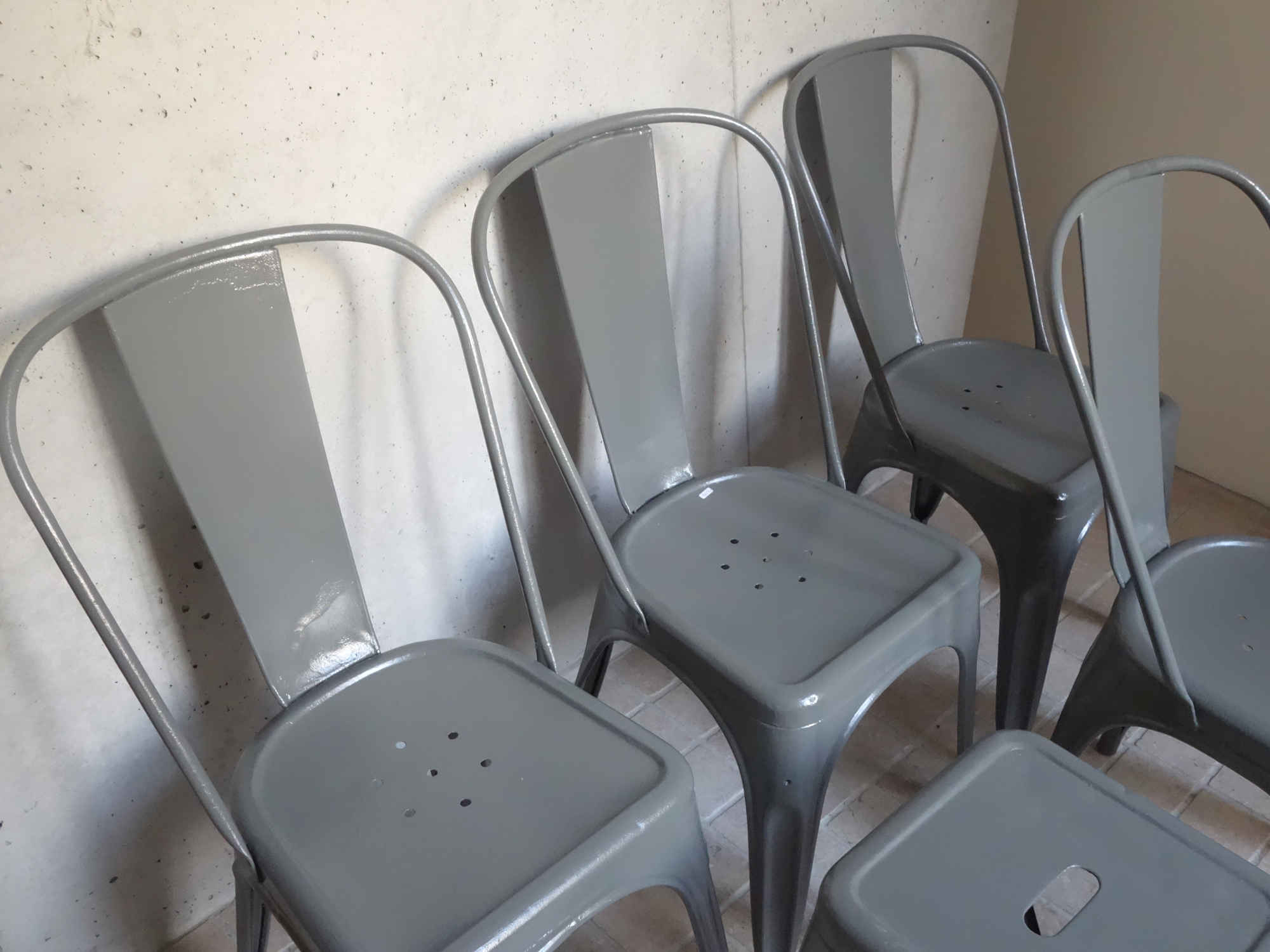 Suite Tolix chairs and stool 30-60