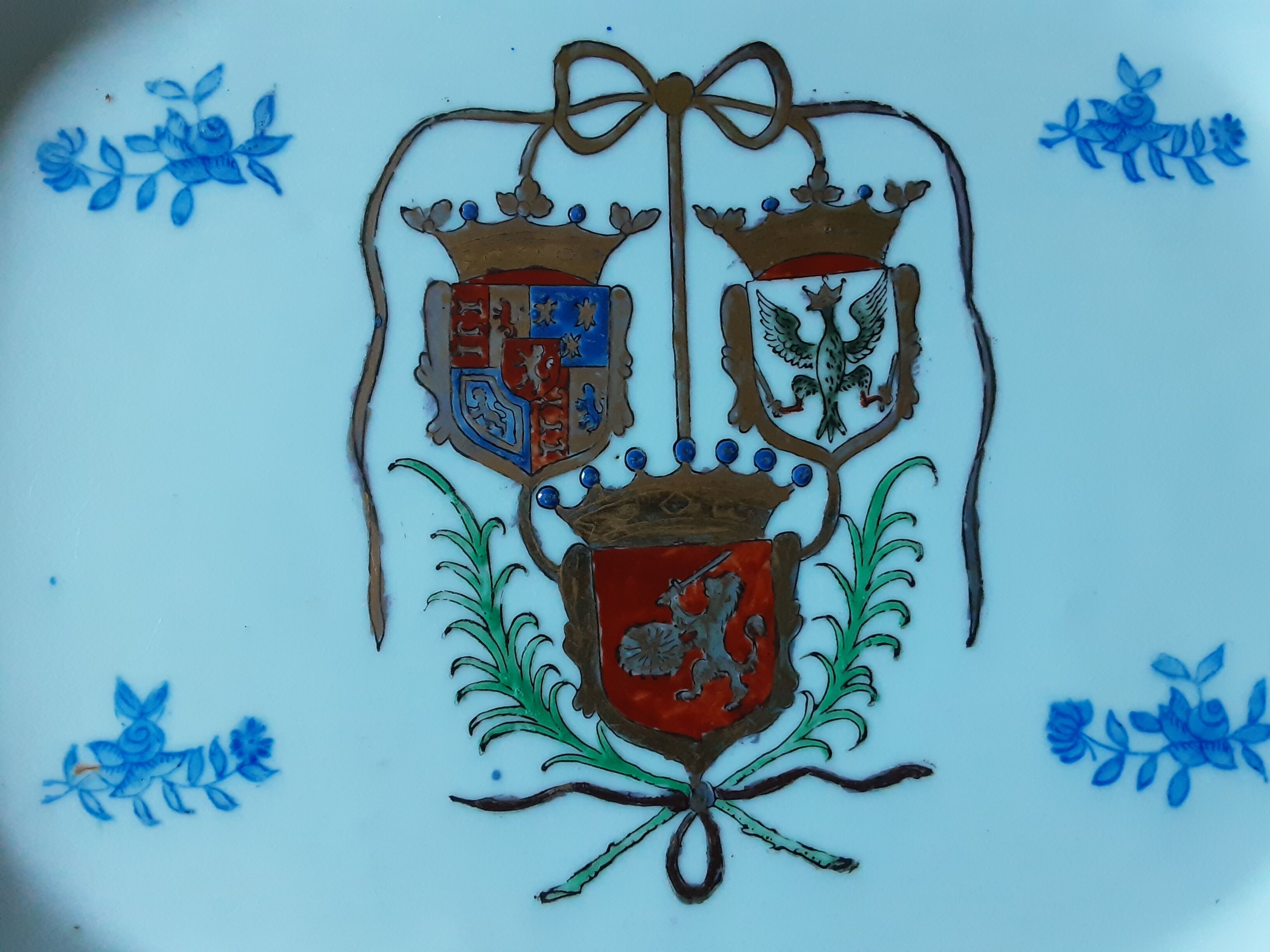 Old dish Château de Toussicourt