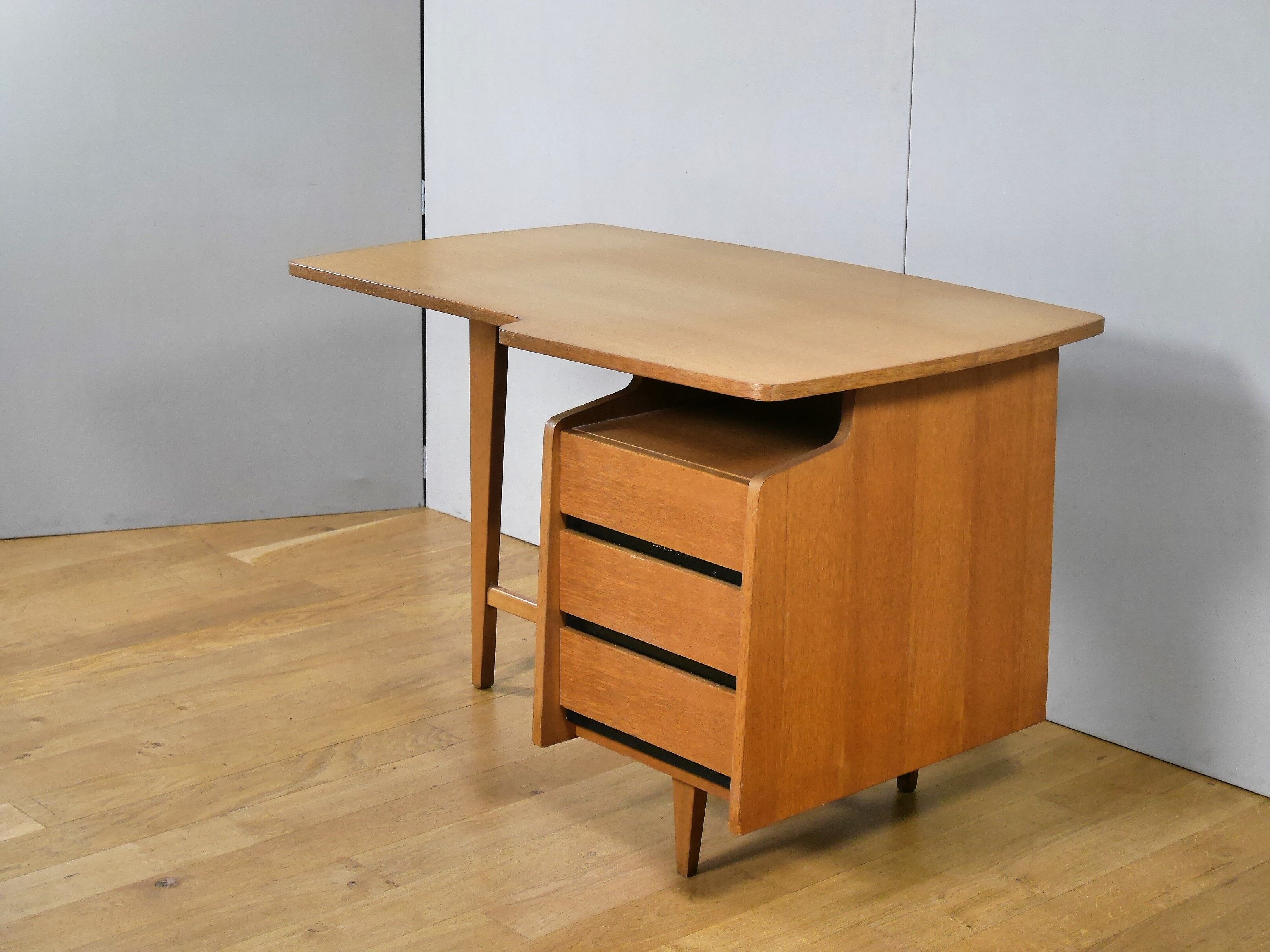 Desk of Jacques Hauville 50s