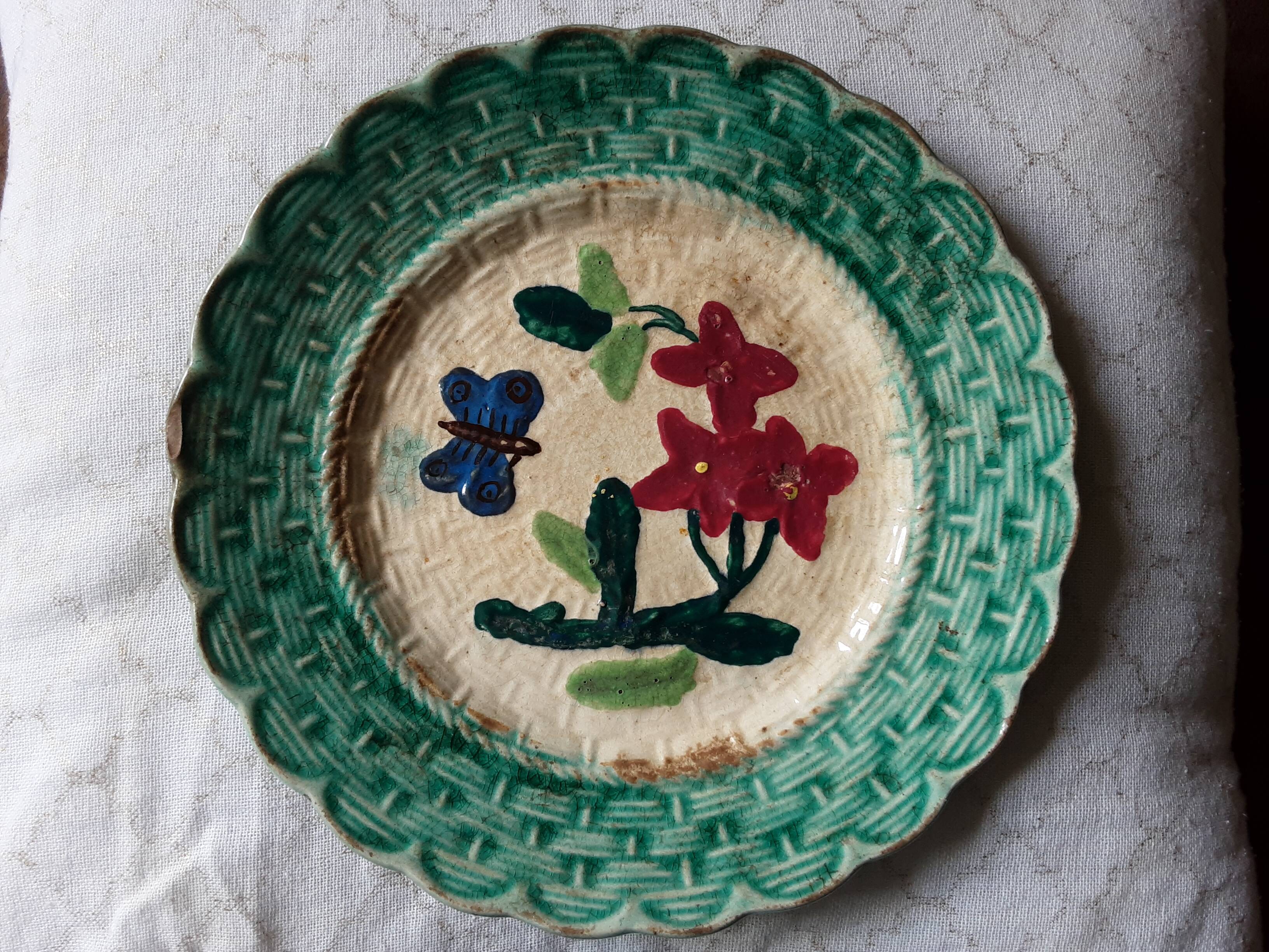 Vintage decorative plate