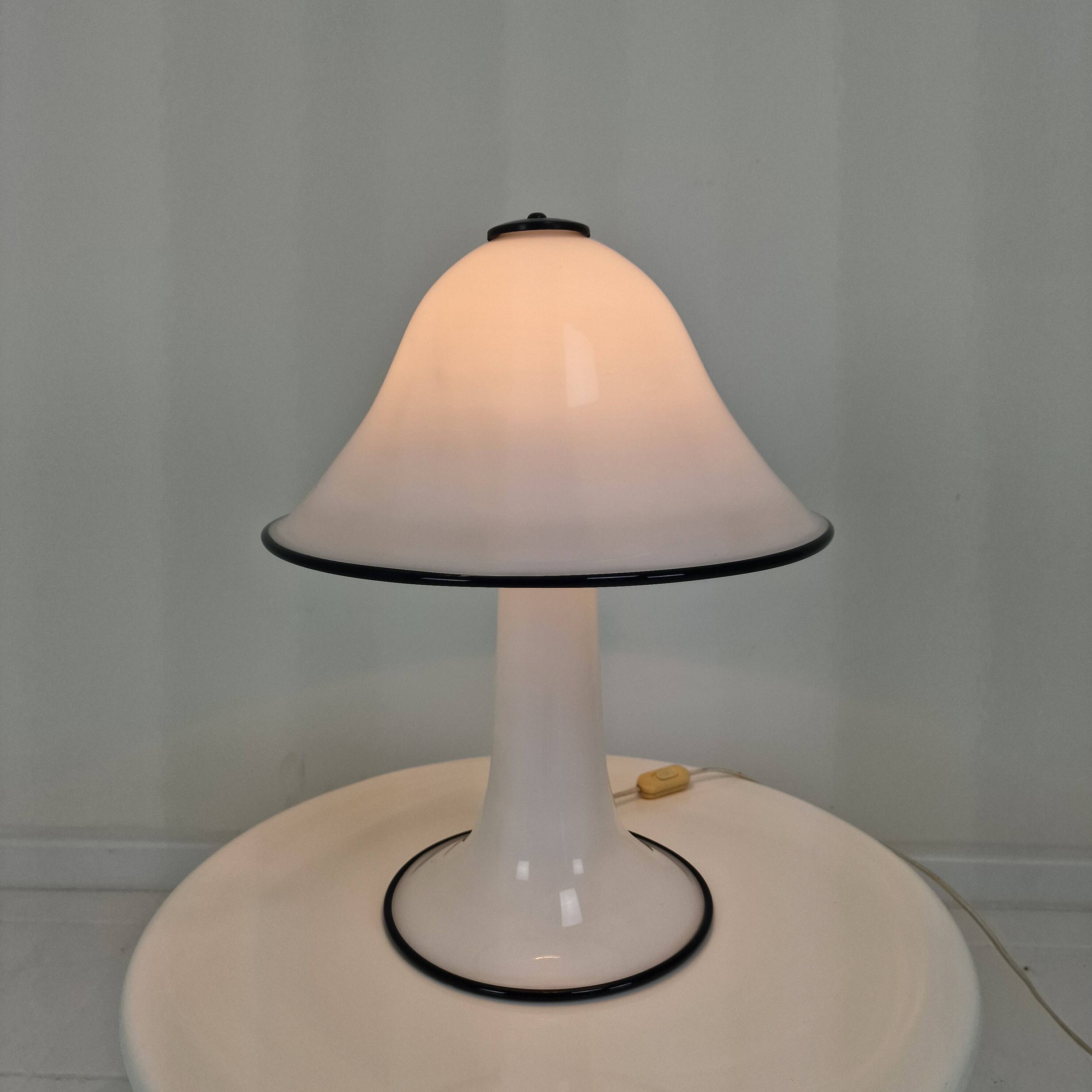 Rare '70s Murano Mushroom Lamp – Hand-Blown Glass with White Diffused Light