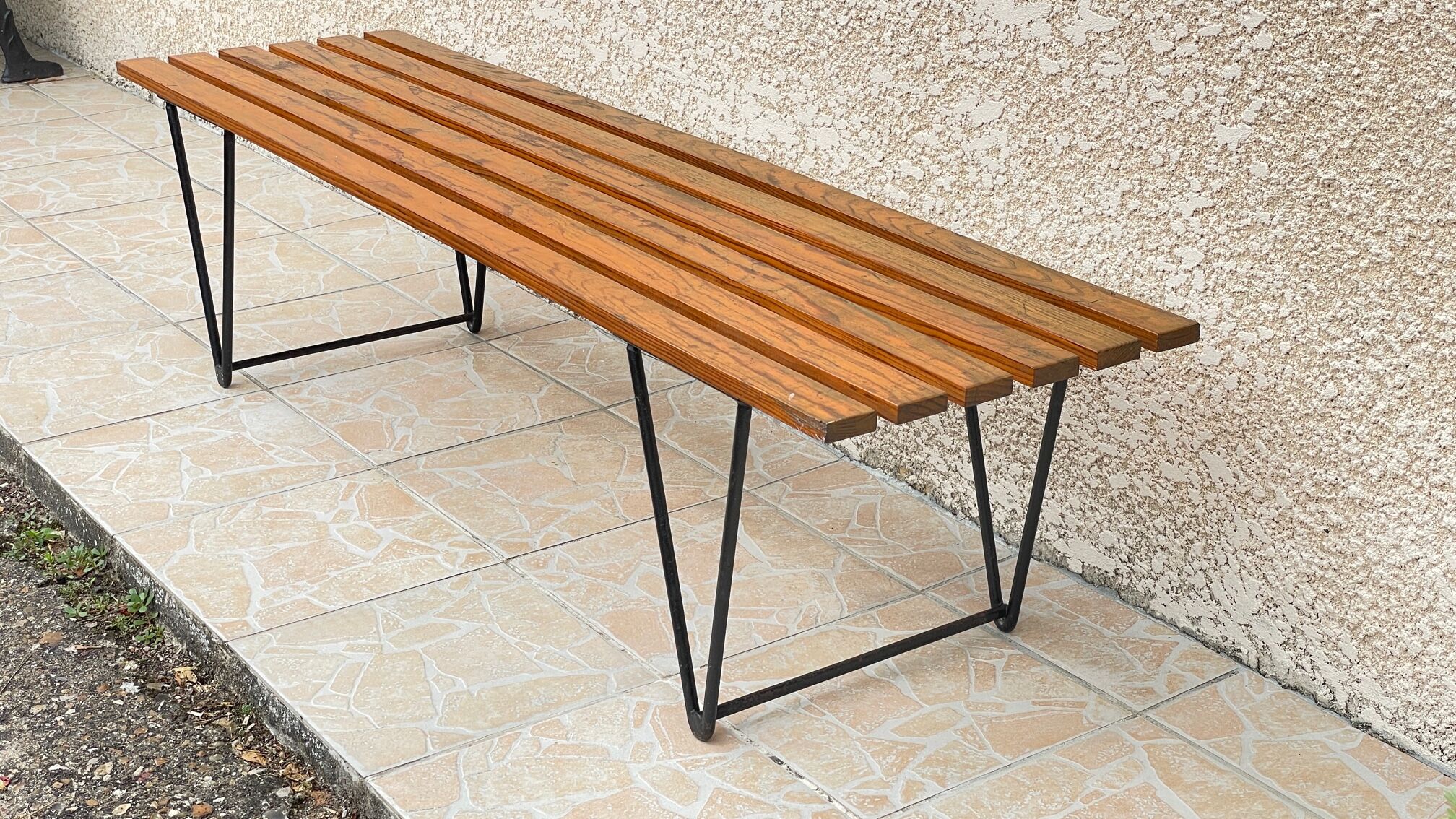 Banc design bois et acier vintage