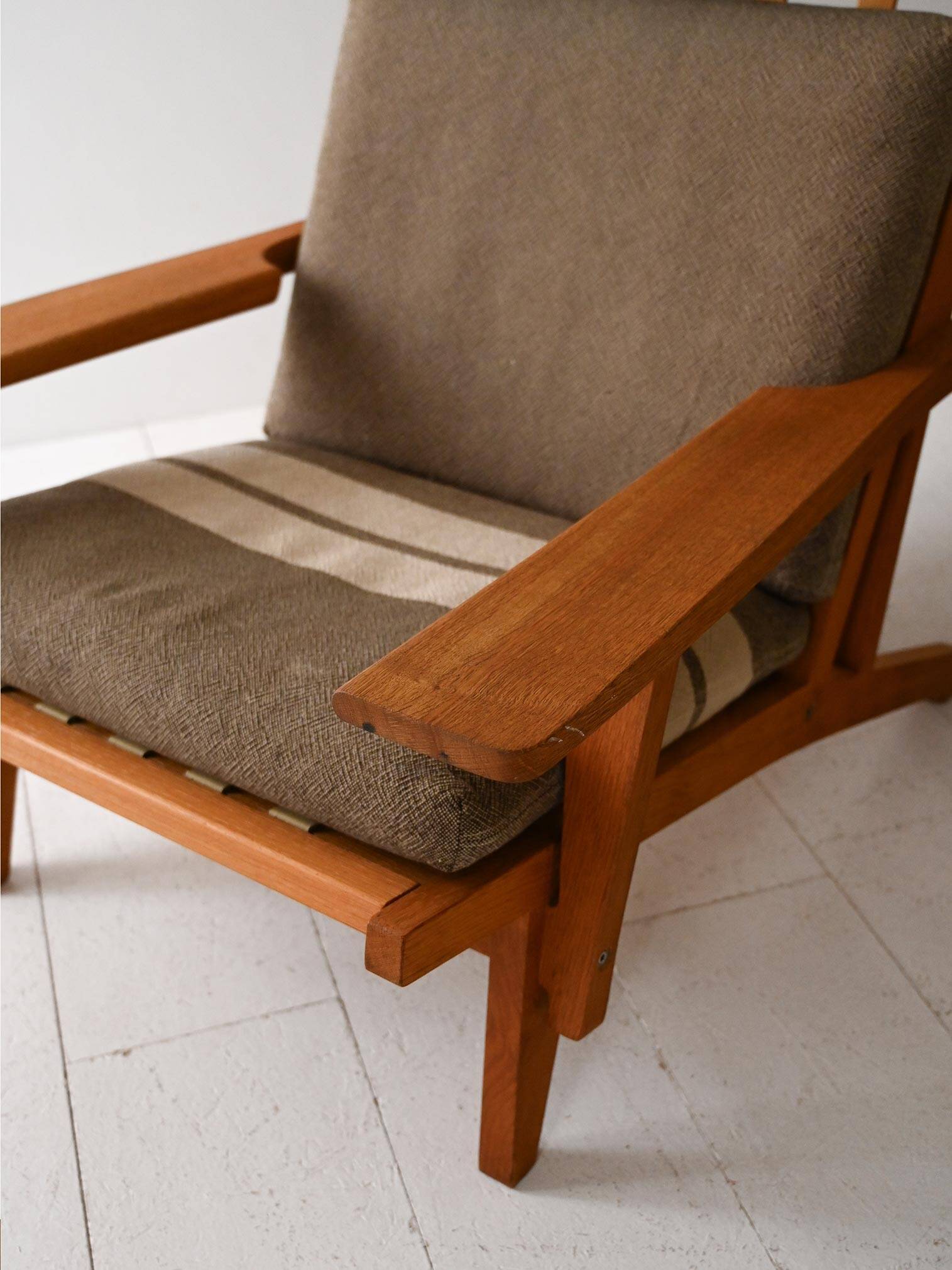 Hans Wegner GE 375 Armchair for Getama
