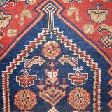 Handmade antique Persian Shiraz rug 97cm x 180cm 1920s