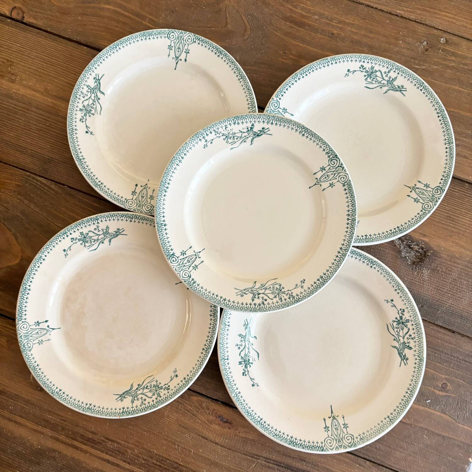 Iron earth dessert plate