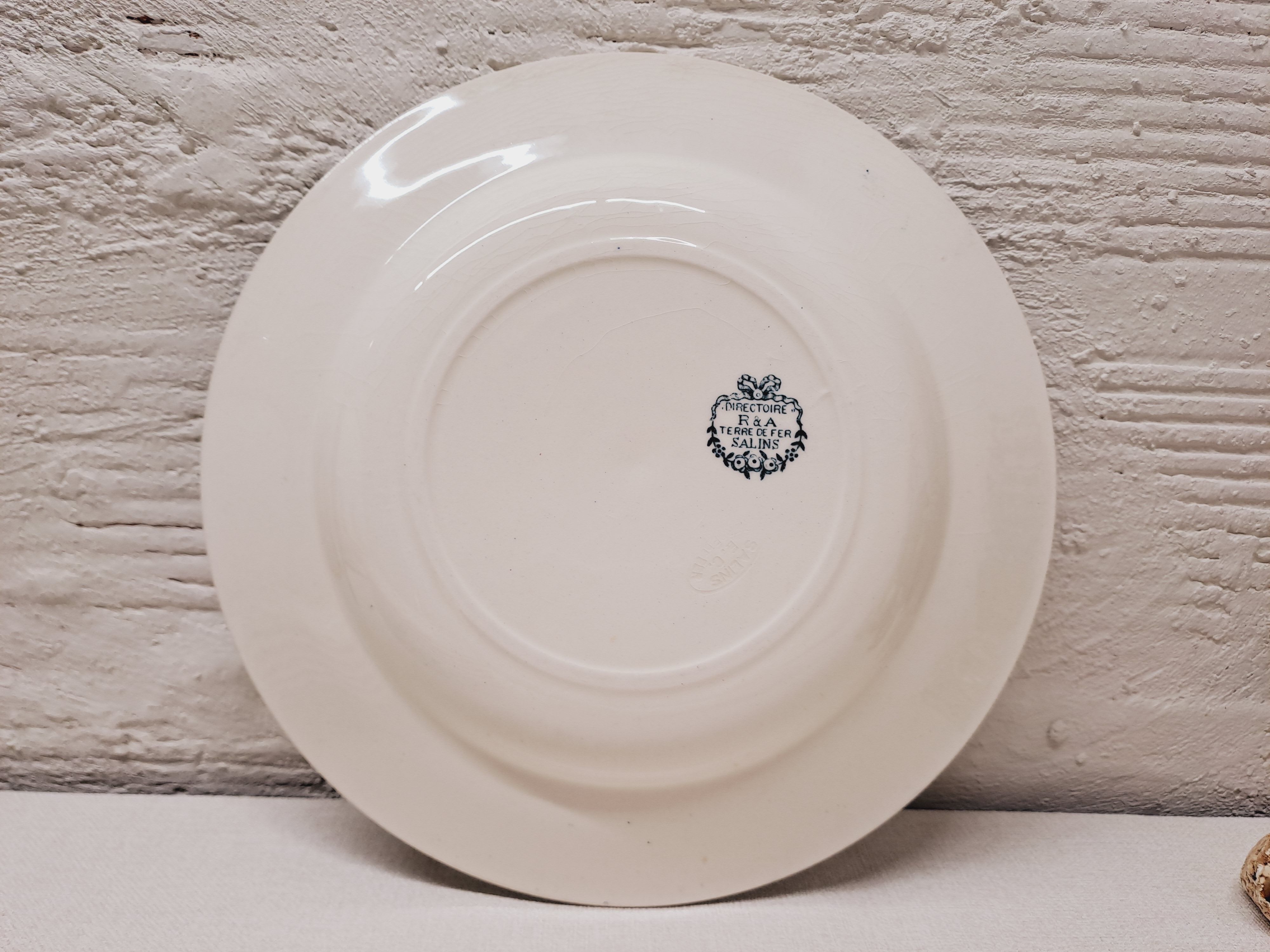 Set of 6 hollow plates Terre de Fer