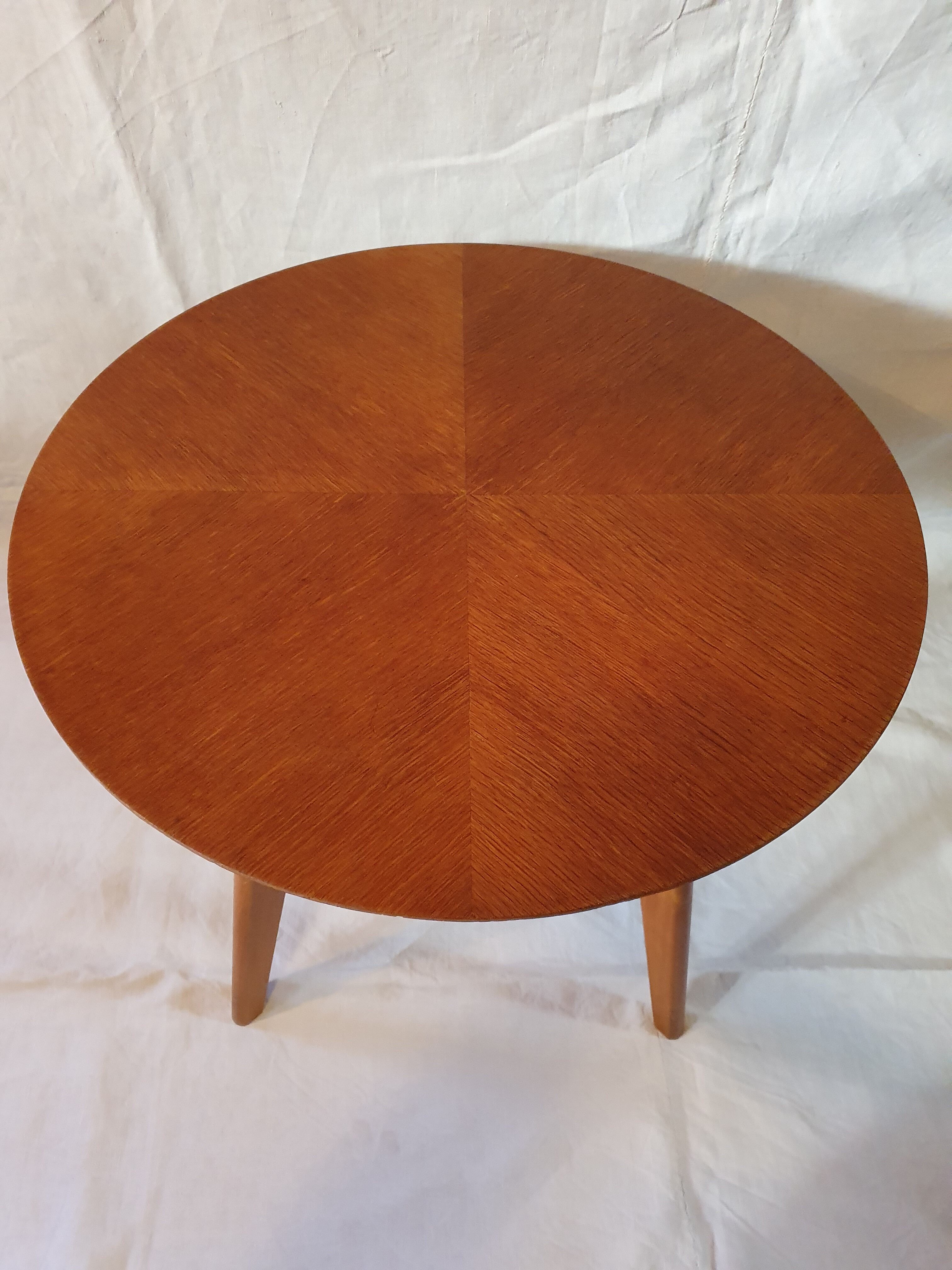 Table basse ronde chêne 1950