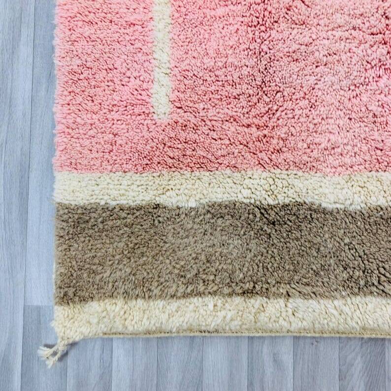 Traditional handmade pure wool rug, size 150 x 250 cm