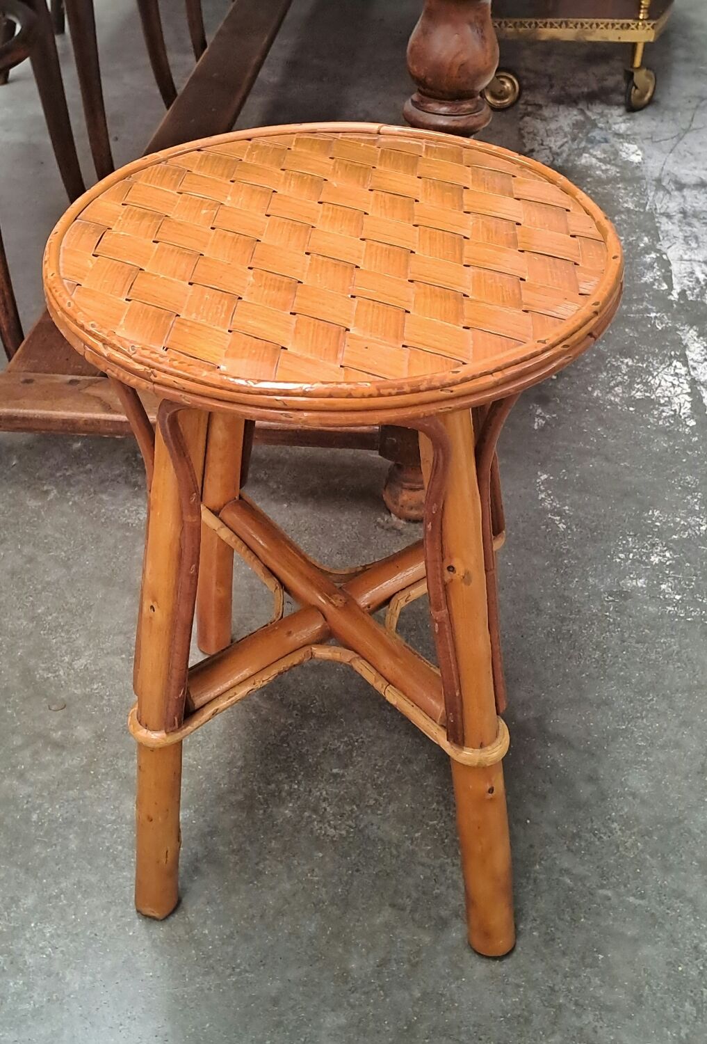 Tabouret en rotin