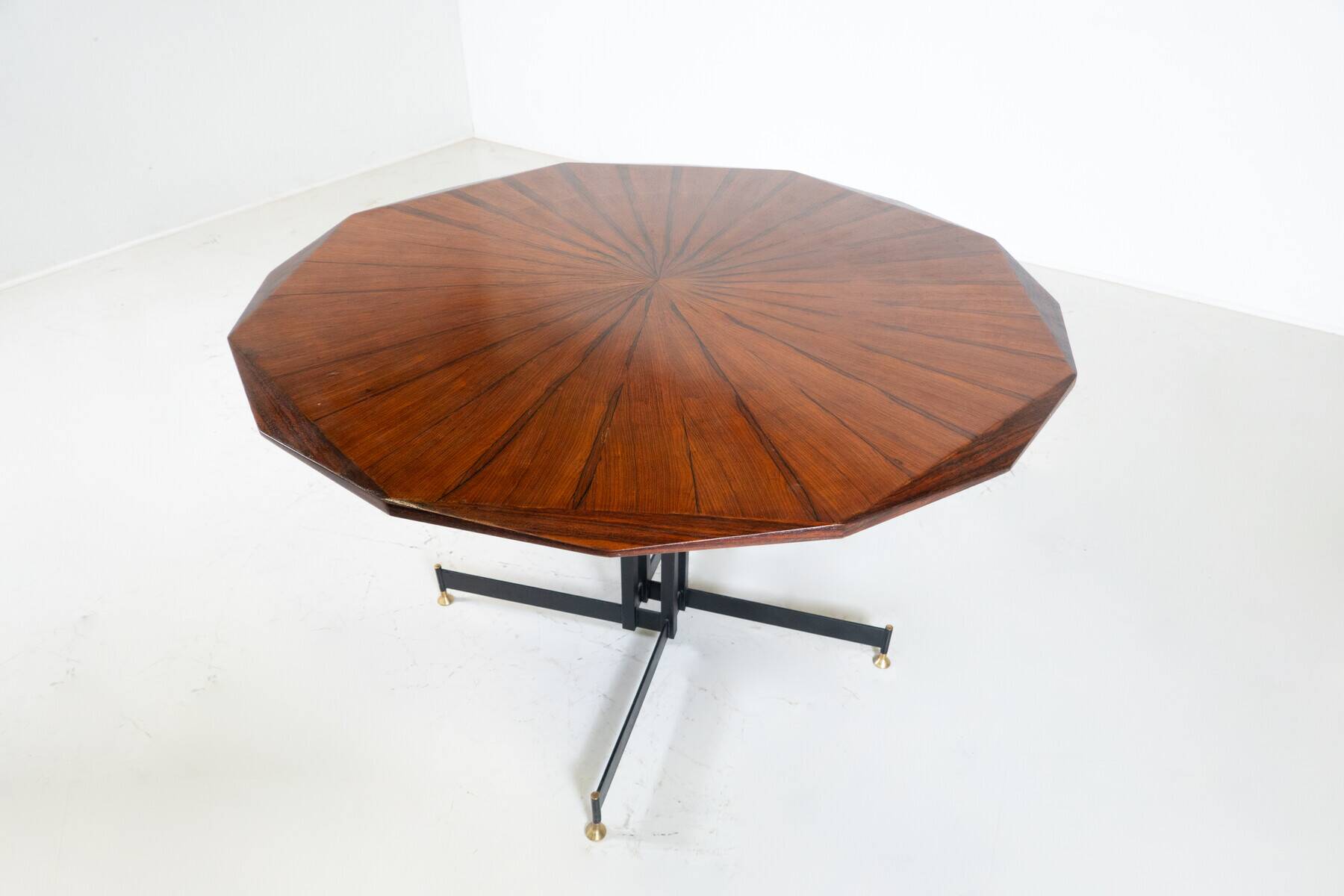 Mid-Century Round Wooden Dining Table, Italy, 1960s