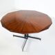 Table de salle à manger ronde en bois du milieu du siècle, Italie, années 1960