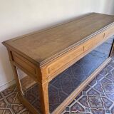 Antique counter