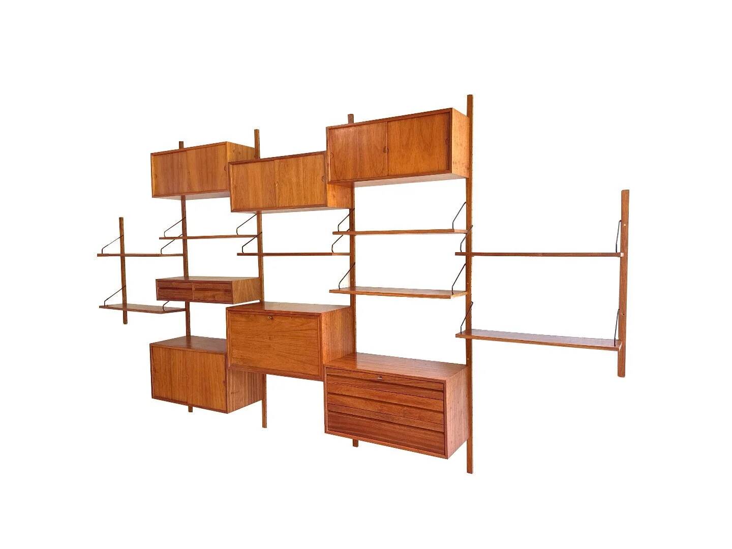 Poul Cadovius Royal System wall unit