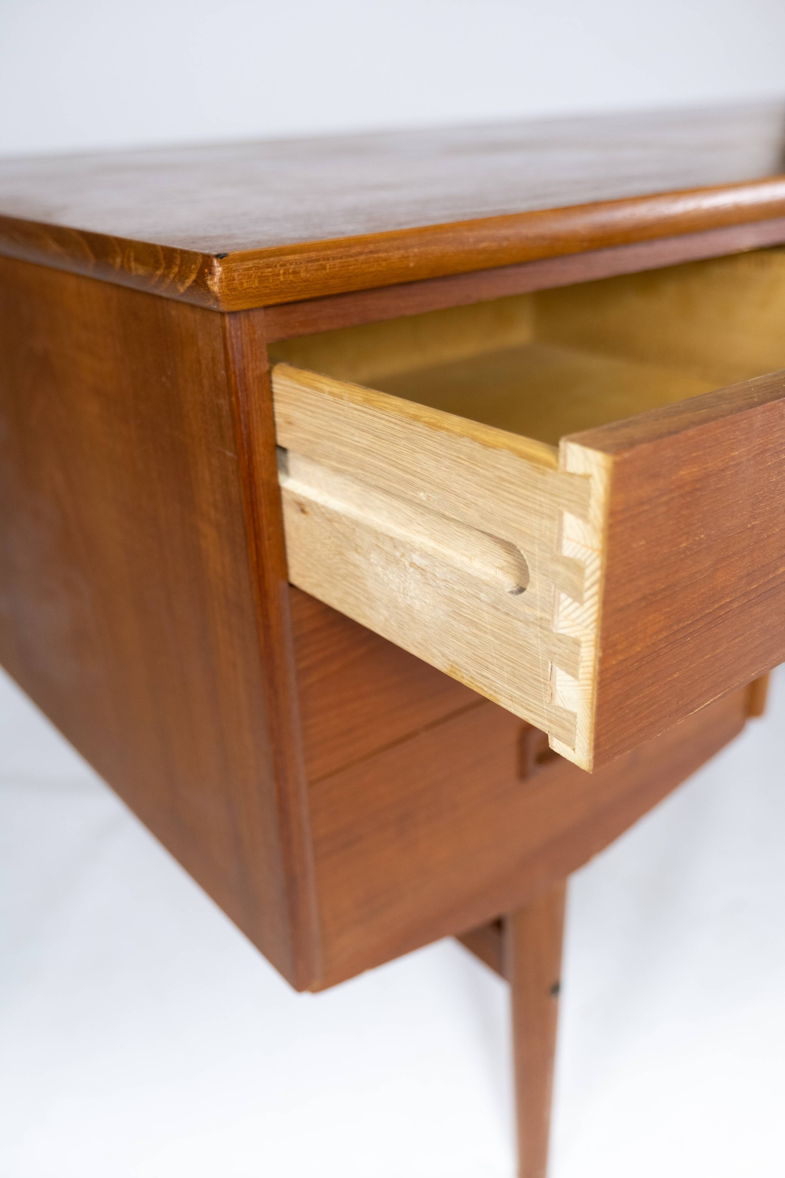 Bureau en teck de design danois des années 1960