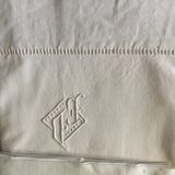 Lot of cloth monogramee