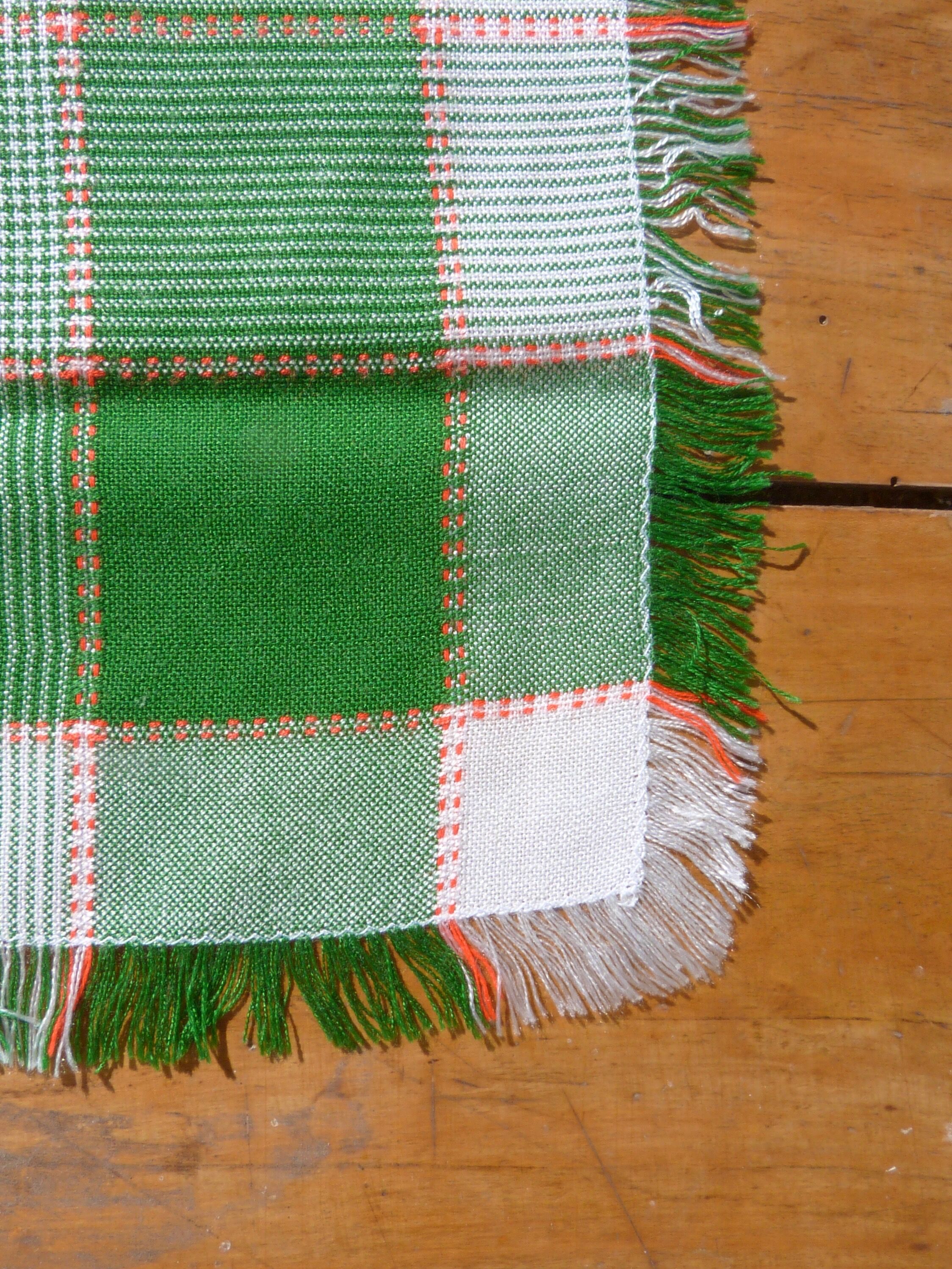 Set of 6 vintage checkered napkins