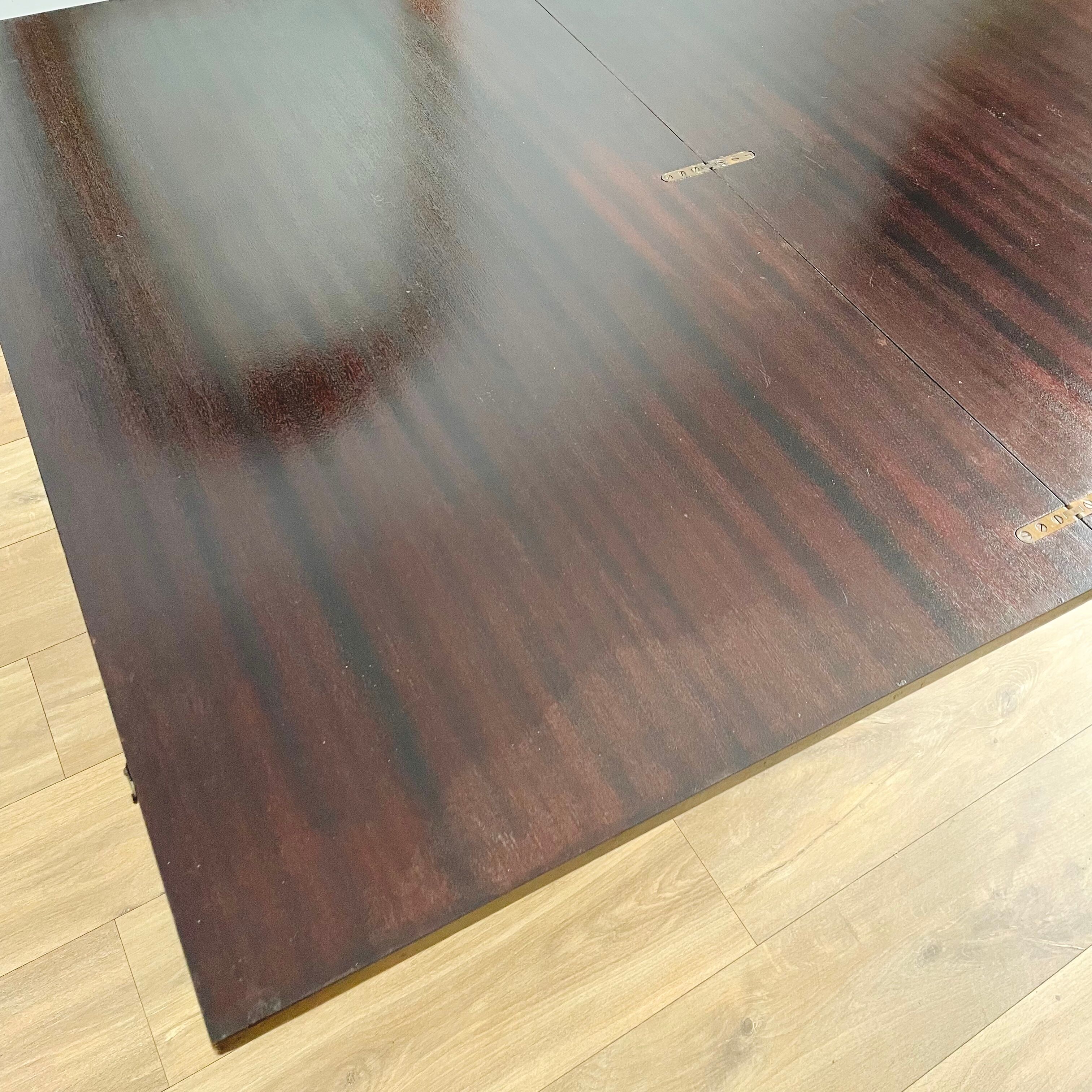 "Revelation" wallet table by Albert Ducrot