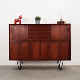 Buffet haut en teck, design danois, années 1970, production : Danemark