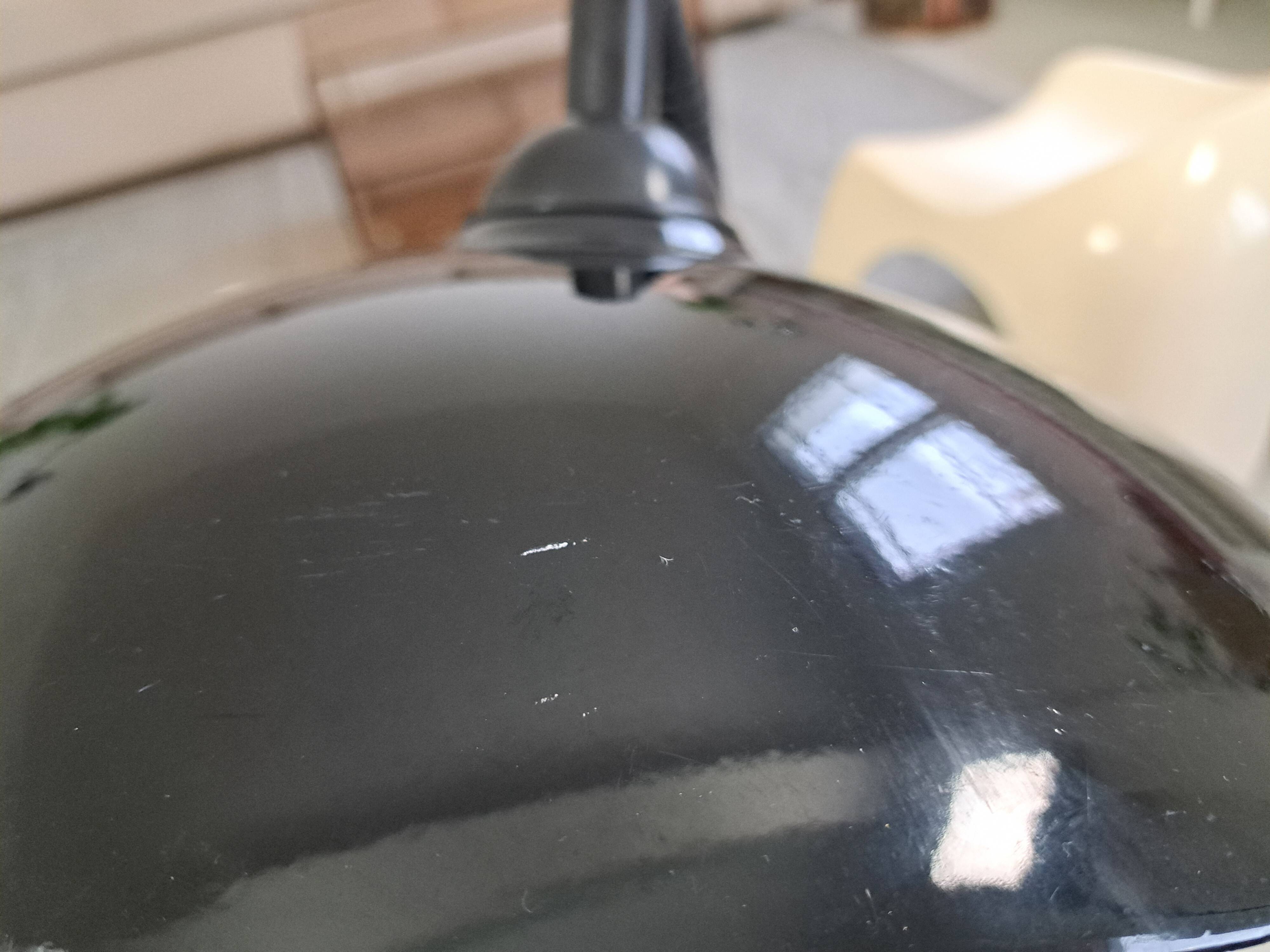 Vintage pendant light goes up and down