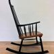 Fauteuil à bascule Varjosen Puunjalostus en hêtre des années 1960, Finlande