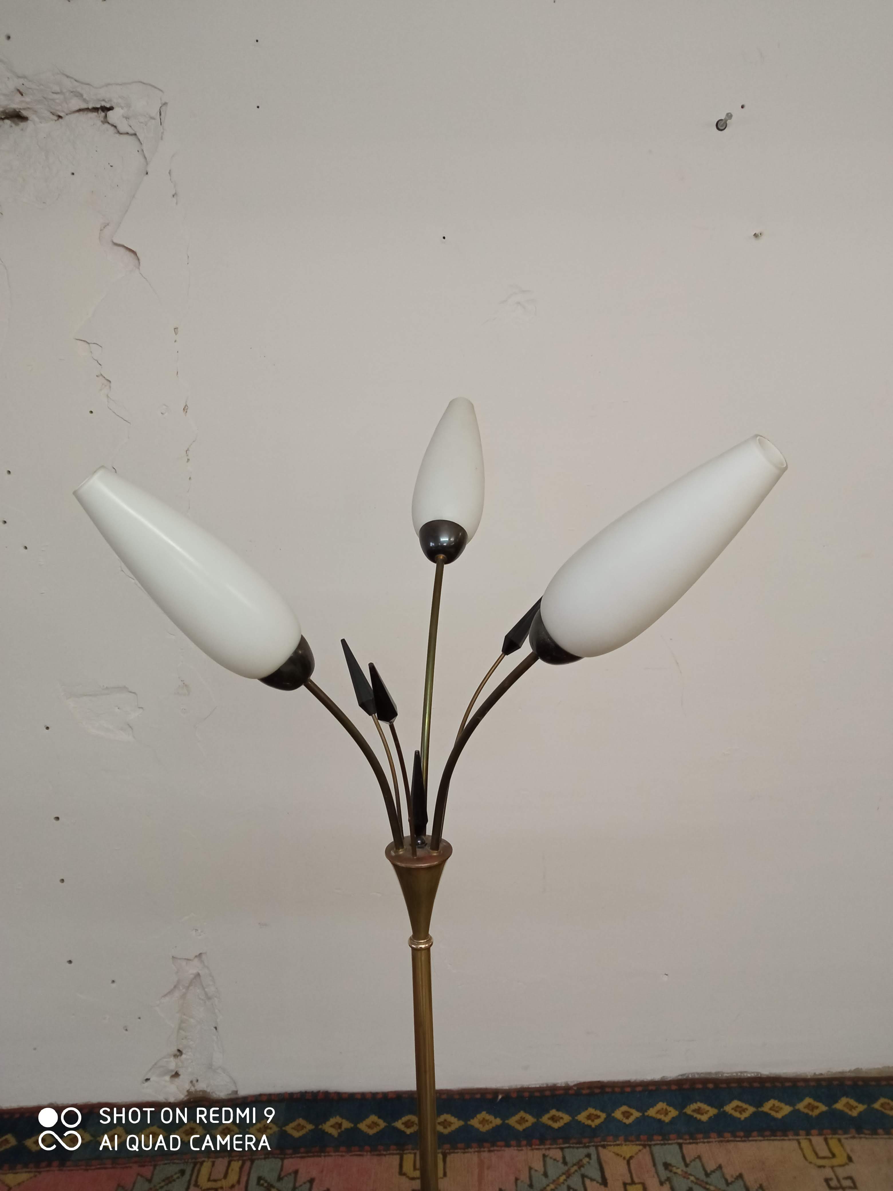 Italian brass and opaline lamppost 60s