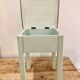 Tabouret de cirage vintage vert amande
