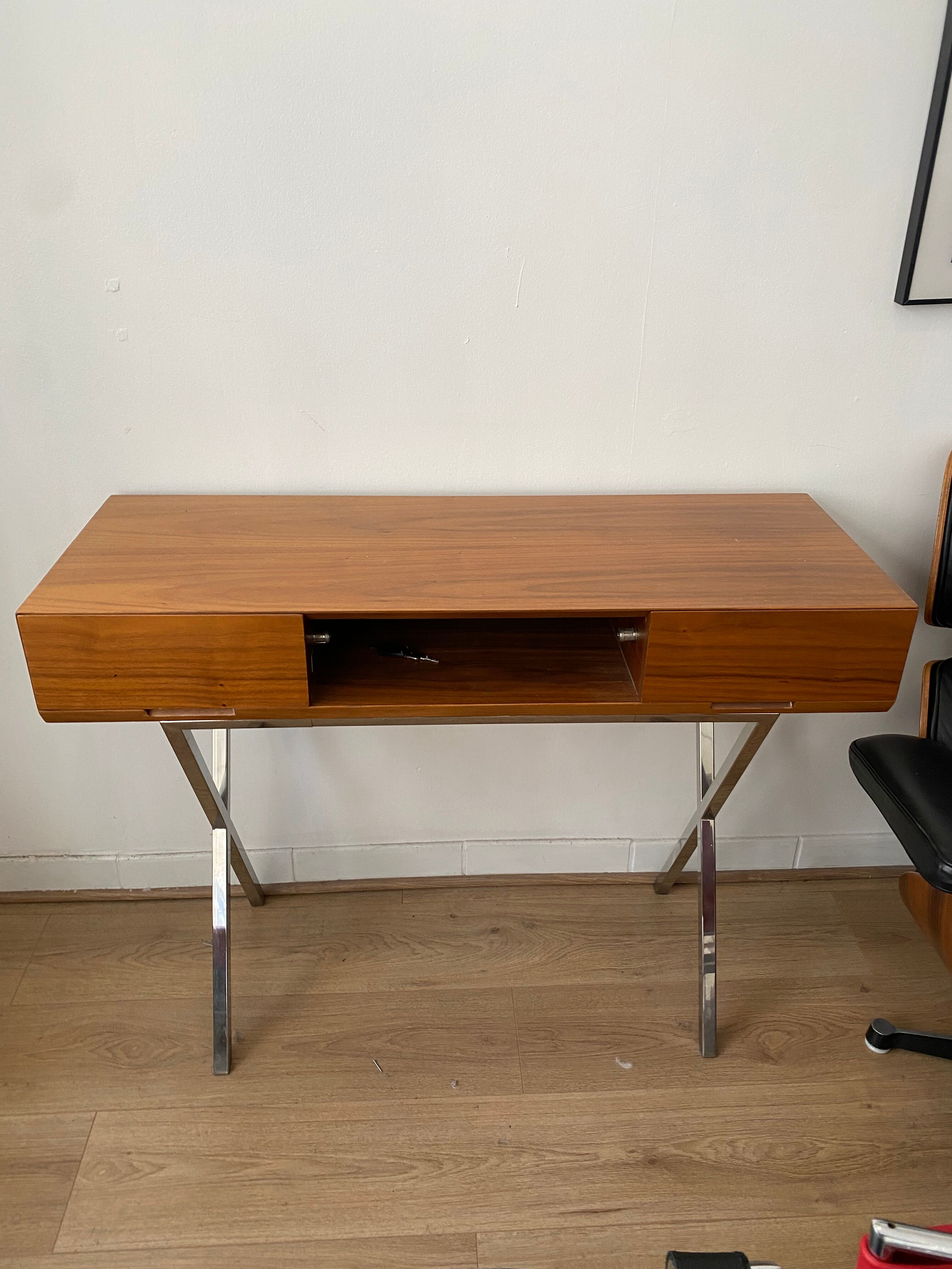 Walnut office design 70s marais international