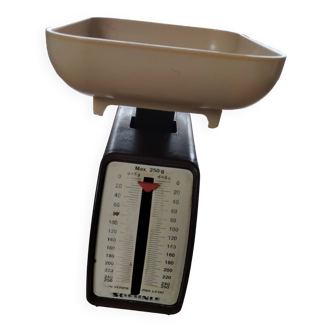 vintage mail scale