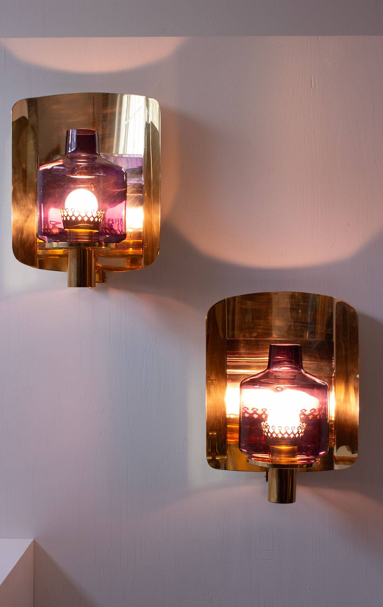 Pair of sconces wall lamp by Hans-Agne Jakobsson model V-222, Sweden
