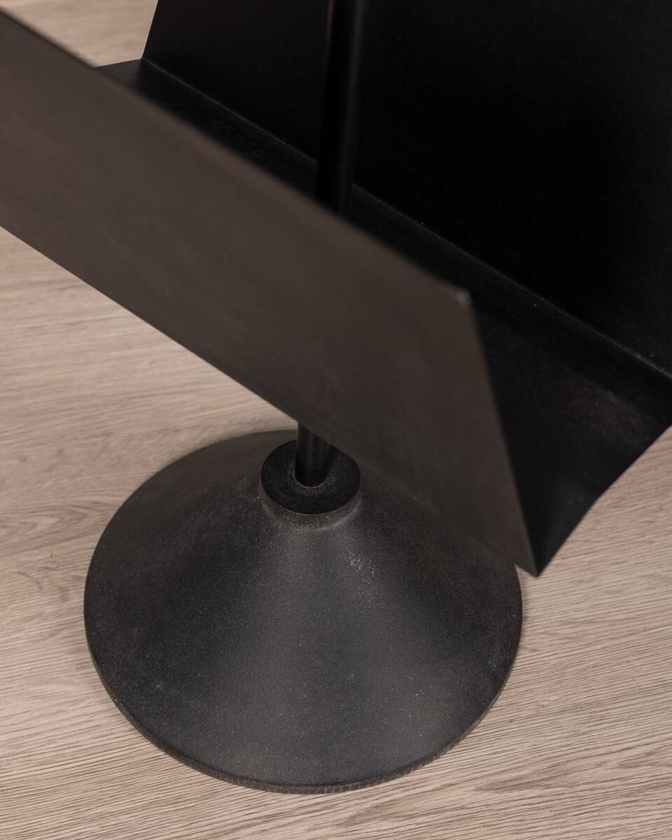 Porte-revues vintage années 80 en métal noir, design porada arredi